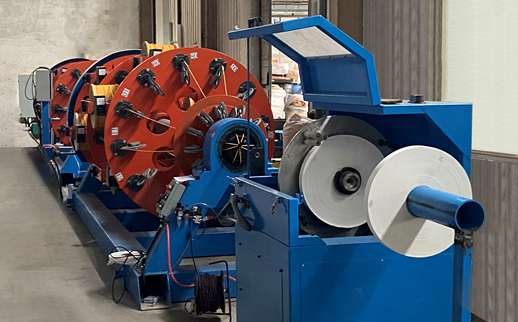 欧孚光电工厂钢丝绞合设备